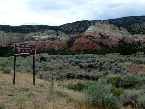 GDMBR: A sign guides the way to Echo Amphitheater.